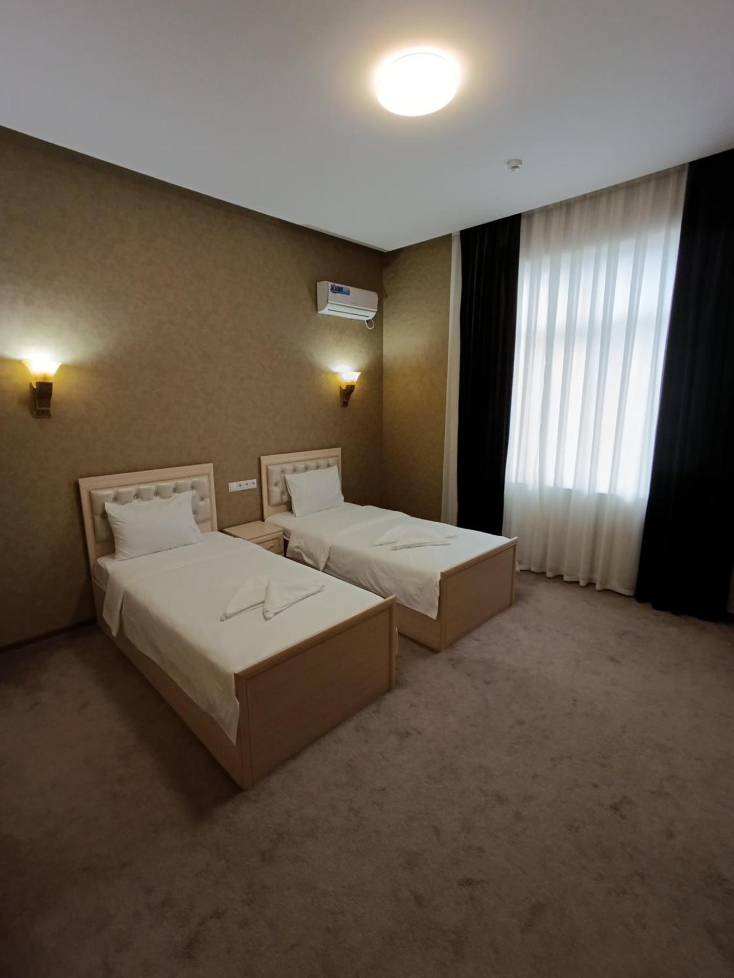 Grand Karavan Hotel Tasjkent Eksteriør bilde